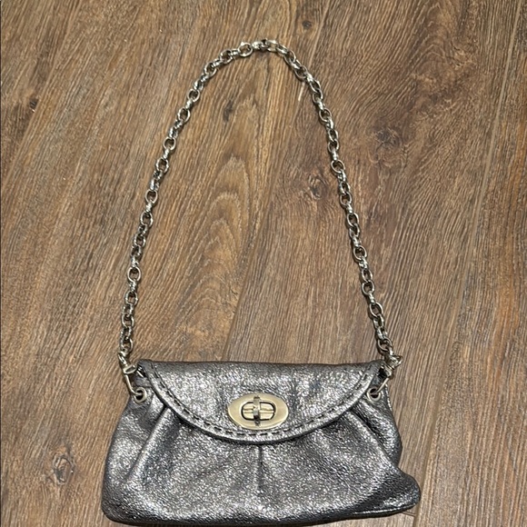 Carla Mancini Silver Chain Evening Bag - Picture 1 of 6